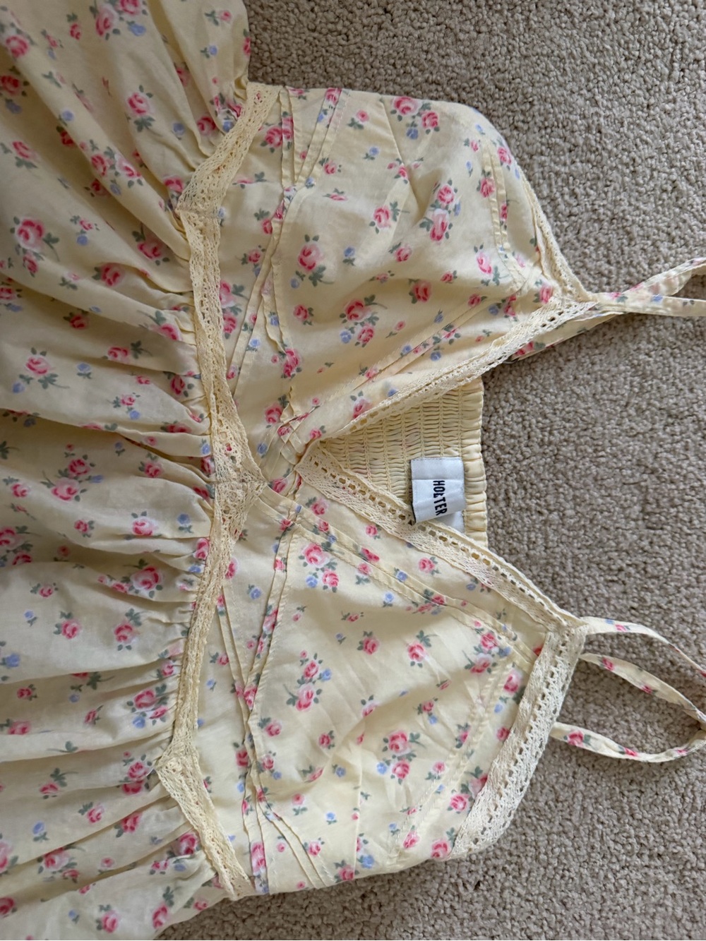 Hollister Cream Floral Smocked Tank Top - Picture 5 of 6